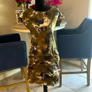 NWT Wearables dress Aviana in tiedye color